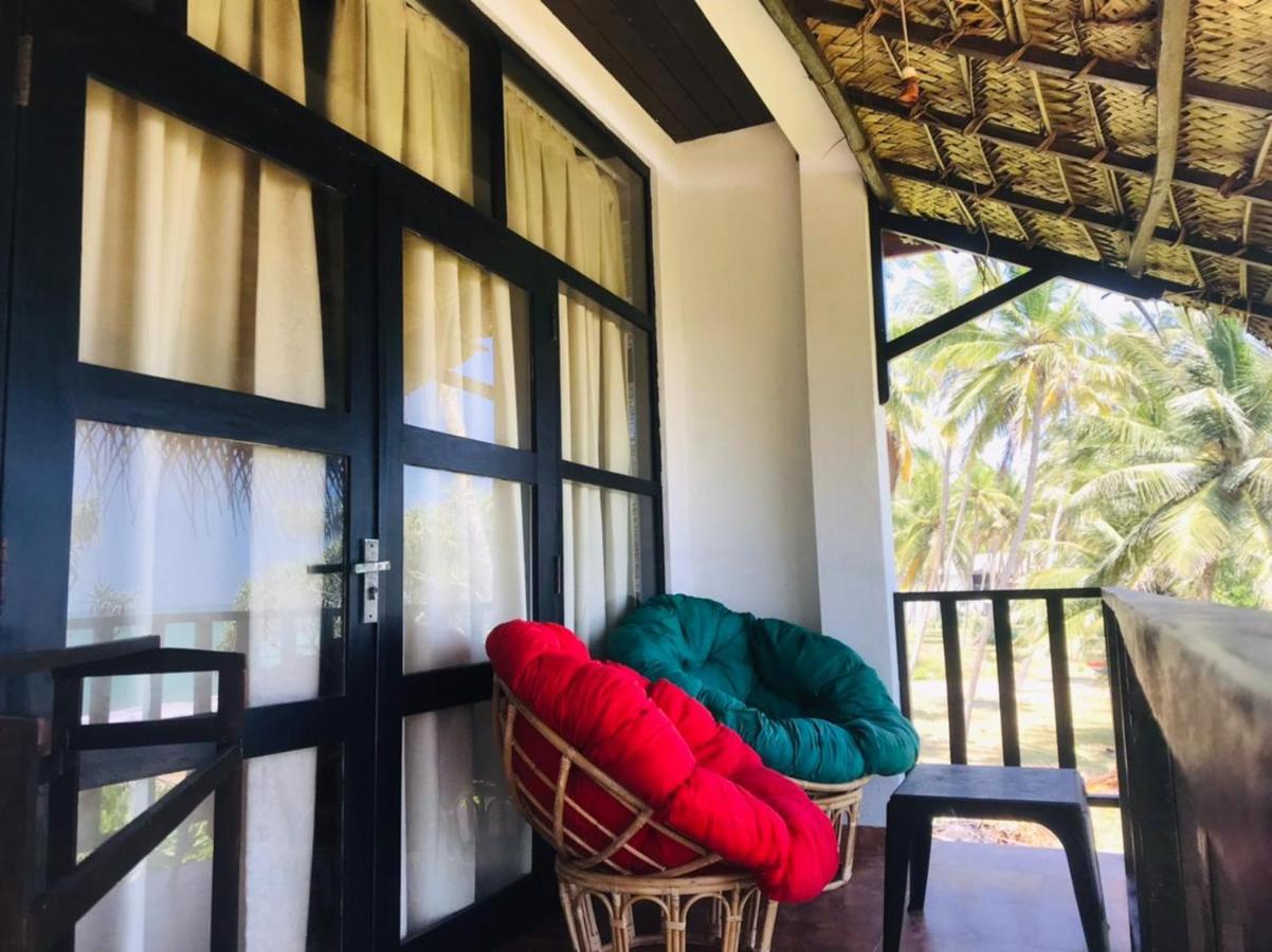 Blue Ocean Resort Netolpitiya Luaran gambar