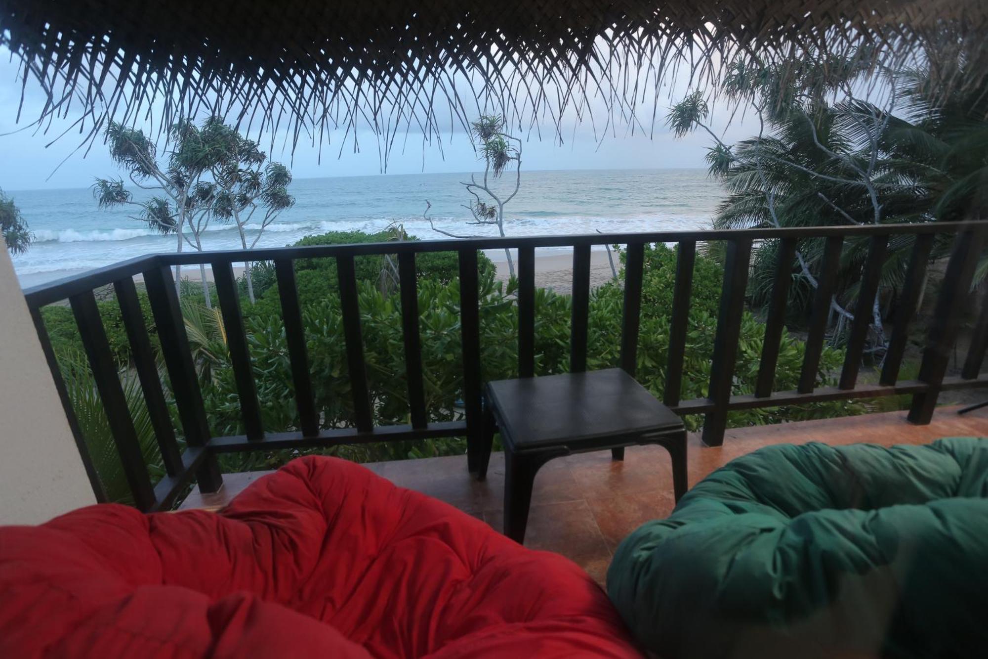 Blue Ocean Resort Netolpitiya Luaran gambar